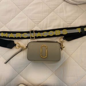 Used Marc Jacobs Snap Shot Bag